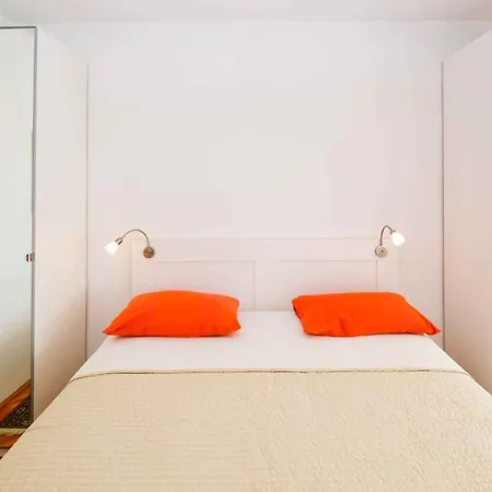 Pula 45 Apartment *